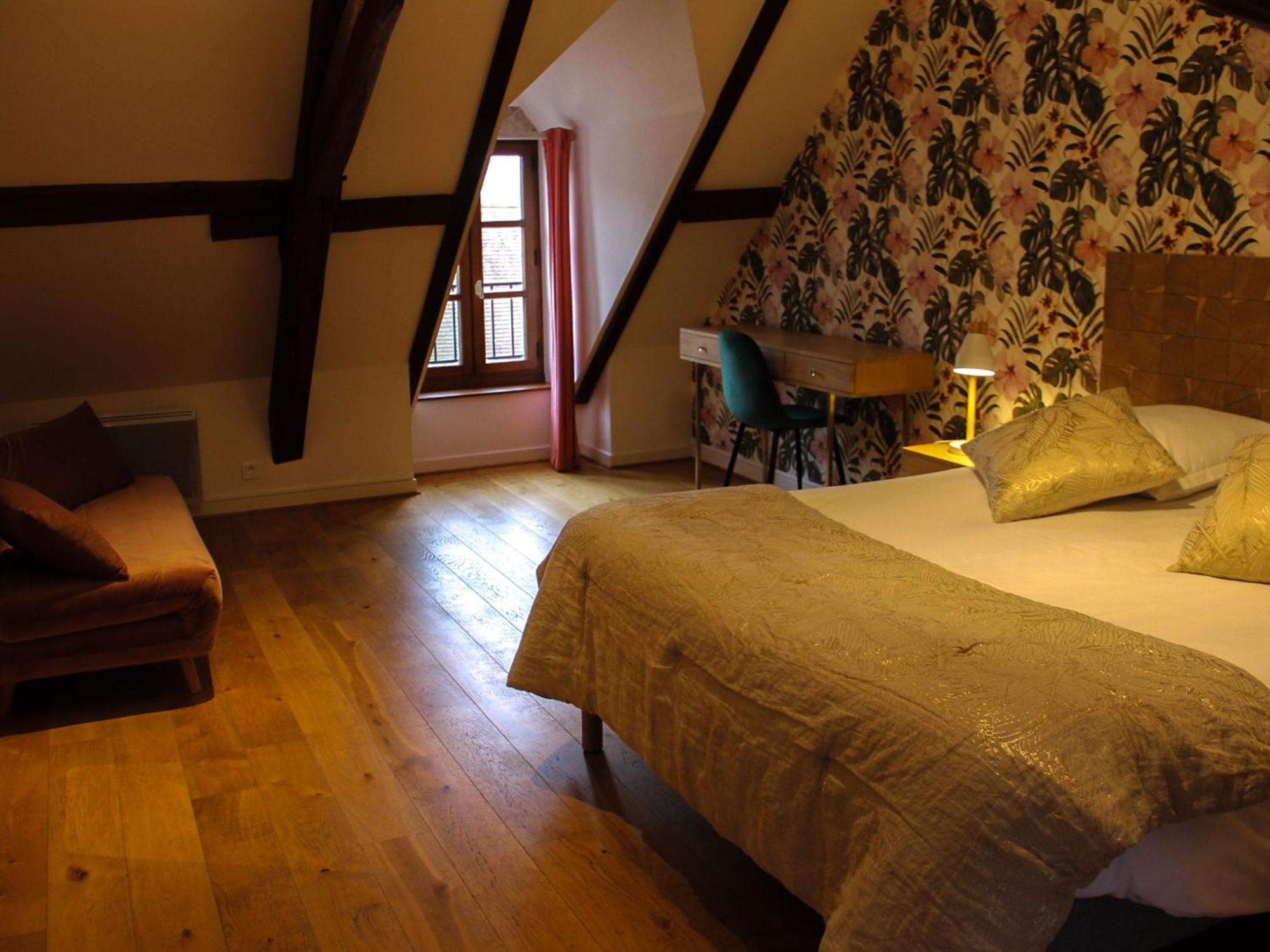 Gite Haut De Gamme Pres De L'Abbaye De Noirlac - Sejour Tout Confort Avec Jardin Et Terrasses - Fr-1-586-13 Bruere-Allichamps Luaran gambar